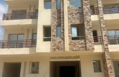 Apartment - 4 Bedrooms - 3 Bathrooms for sale in Flowers Park - North Investors Area - New Cairo City - Cairo