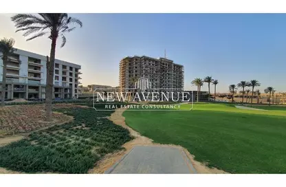 Apartment - 3 Bedrooms - 4 Bathrooms for sale in The Fourteen Golf Residences - Uptown Cairo - Mokattam - Cairo