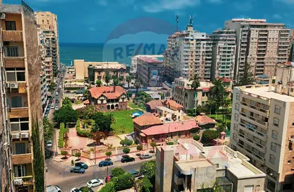Apartment - 3 Bedrooms - 2 Bathrooms for sale in Abo Qir St. - Glim - Hay Sharq - Alexandria