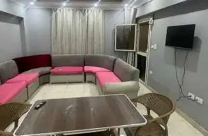 شقة - 2 غرف نوم - 1 حمام للايجار في طريق الحي الايطالي - حدائق اكتوبر - مدينة 6 أكتوبر - الجيزة