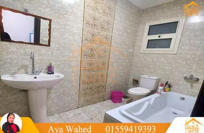 شقة - 3 غرف نوم - 2 حمامات للبيع في شارع ابو قير - كليوباترا - حي شرق - الاسكندرية