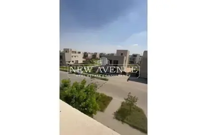 فيلا - 3 غرف نوم - 3 حمامات للبيع في كمبوند البروج - كمبوندات الشروق - مدينة الشروق - القاهرة