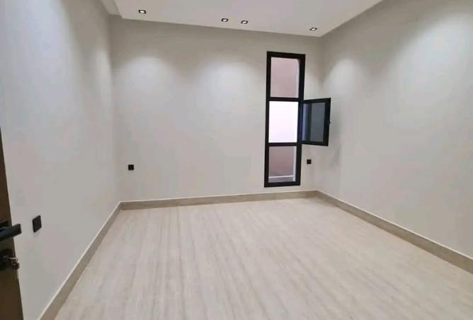 8453864 - Property Image 2