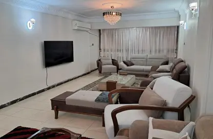 Apartment - 3 Bedrooms - 2 Bathrooms for rent in Abbas Al Akkad St. - 1st Zone - Nasr City - Cairo