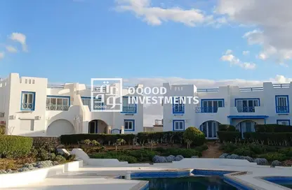 Townhouse - 3 Bedrooms - 4 Bathrooms for sale in Mountain View - Ras Al Hekma - North Coast