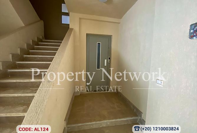 8350977 - Property Image 3