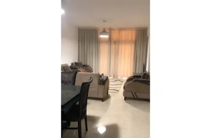 شقة - 2 غرف نوم - 2 حمامات للايجار في مون ريزيدنس - فيفث سكوير - التجمع الخامس - مدينة القاهرة الجديدة - القاهرة