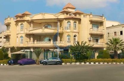 Apartment - 4 Bedrooms - 4 Bathrooms for sale in West Golf - El Katameya Compounds - El Katameya - New Cairo City - Cairo