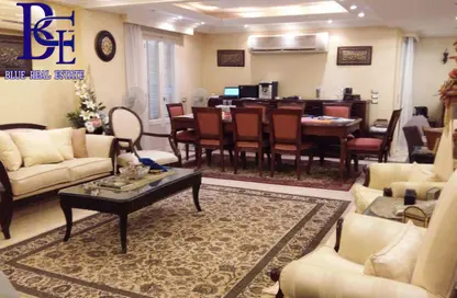 شقة - 3 غرف نوم - 3 حمامات للبيع في حدائق المهندسين - الحي الرابع - الشيخ زايد - الجيزة