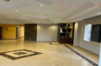 Apartment - 3 Bedrooms - 3 Bathrooms for rent in Ali Al Sibai St. - El Yasmeen 5 - El Yasmeen - New Cairo City - Cairo