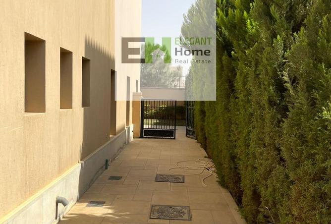 8351420 - Property Image 3