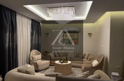 Apartment - 4 Bedrooms - 3 Bathrooms for rent in Stone Residence - 5th Settlement Compounds - The 5th Settlement - New Cairo City - Cairo