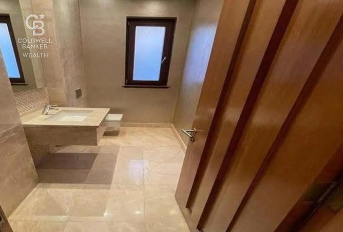 8407704 - Property Image 2