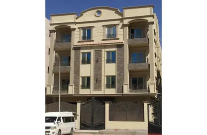 Apartment - 3 Bedrooms - 3 Bathrooms for sale in Al Andalus District - New Cairo City - Cairo