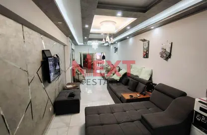 شقة - 3 غرف نوم - 2 حمامات للبيع في شارع إسكندر إبراهيم - ميامي - حي اول المنتزة - الاسكندرية