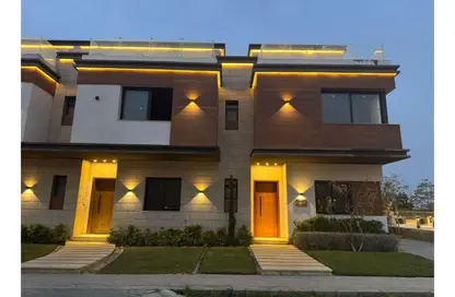 Villa - 4 Bedrooms - 3 Bathrooms for sale in Azzar - 5th Settlement Compounds - The 5th Settlement - New Cairo City - Cairo