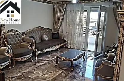 شقة - 4 غرف نوم - 3 حمامات للبيع في مدينة 6 أكتوبر - الجيزة
