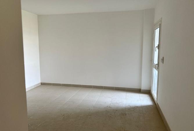 8058923 - Property Image 3