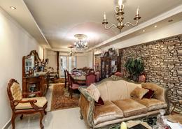 Apartment - 3 bedrooms - 3 bathrooms for للبيع in Laurent - Hay Sharq - Alexandria