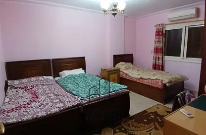 Apartment - 3 Bedrooms - 3 Bathrooms for sale in Dr Mahmoud Hoballah St. - 8th Zone - Nasr City - Cairo