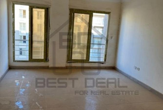 8204315 - Property Image 2