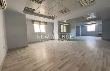 Office Space - Studio - 5 Bathrooms for rent in Al Nozha St. - Almazah - Heliopolis - Masr El Gedida - Cairo