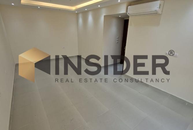 8234306 - Property Image 2