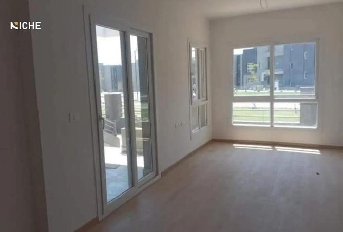 8049164 - Property Image 3