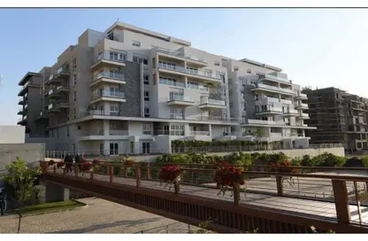 Apartment - 3 Bedrooms - 2 Bathrooms for sale in Mountain View iCity - 5th Settlement Compounds - The 5th Settlement - New Cairo City - Cairo