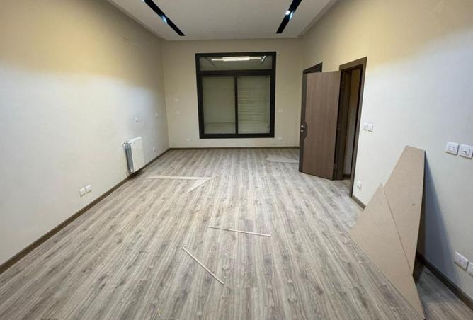 8302335 - Property Image 3