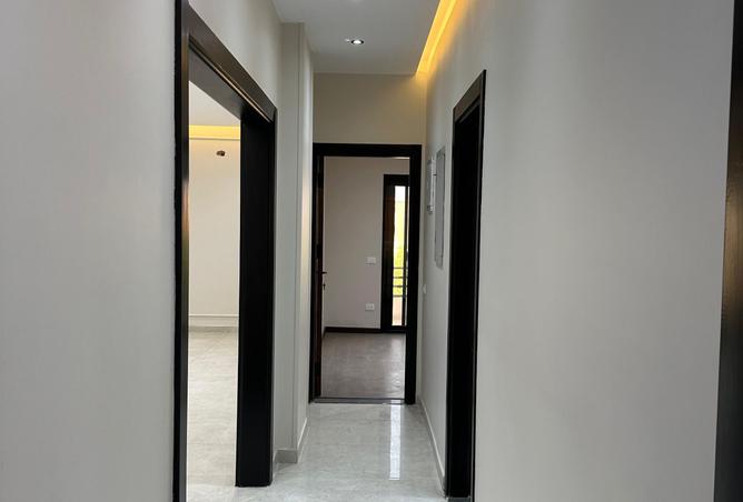 8015648 - Property Image 2
