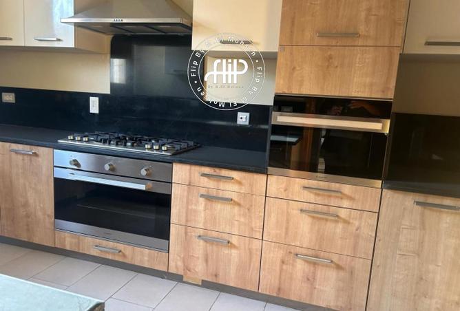 8442306 - Property Image 2