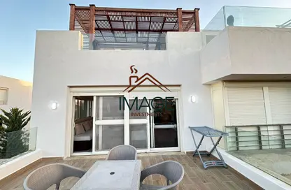 شاليه - 4 غرف نوم - 4 حمامات للبيع في هاسييندا باي - سيدي عبد الرحمن - الساحل الشمالي