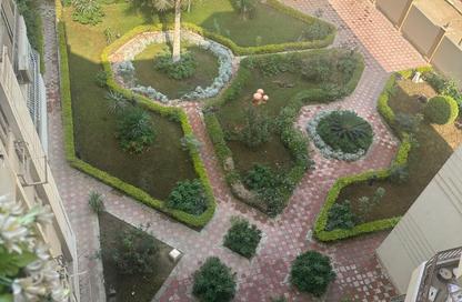 Apartment - 3 Bedrooms - 1 Bathroom for sale in 10th Sector - Zahraa El Maadi - Hay El Maadi - Cairo
