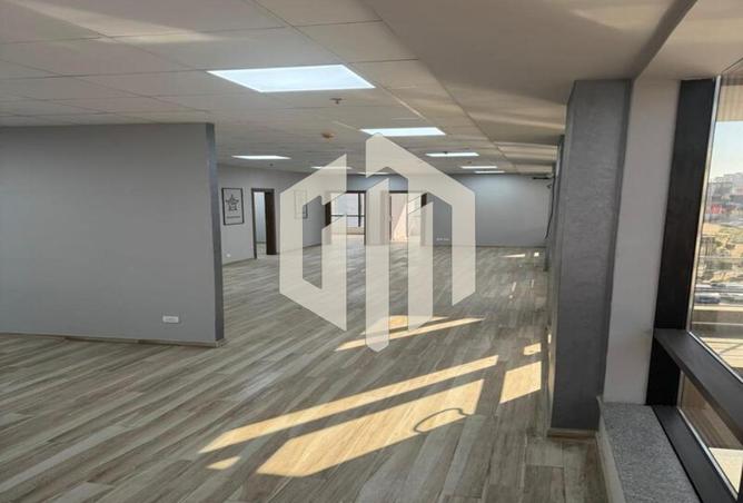 8268944 - Property Image 2