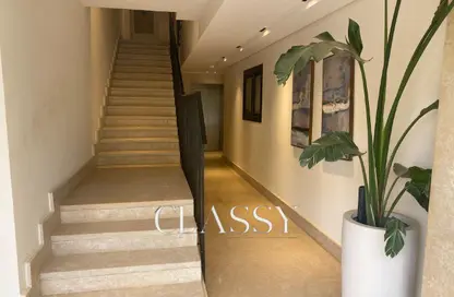 شقة - 2 غرف نوم - 3 حمامات للبيع في أو ويست - كمبوندات 6 أكتوبر - مدينة 6 أكتوبر - الجيزة