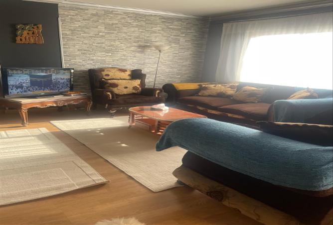 7977378 - Property Image 2