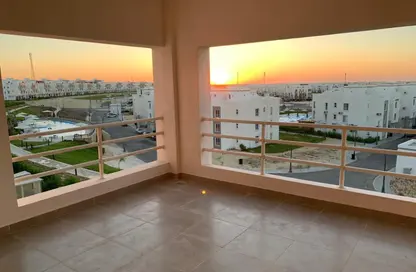 (بنتهاوس  (روف - 4 غرف نوم - 3 حمامات للبيع في أمواج - سيدي عبد الرحمن - الساحل الشمالي