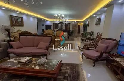 Apartment - 3 Bedrooms - 2 Bathrooms for sale in Al Khalifa El Maamoun St. - Abbasia - Cairo