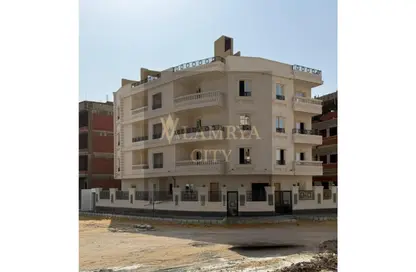 Apartment - 3 Bedrooms - 2 Bathrooms for sale in Bait Alwatan - The 5th Settlement - New Cairo City - Cairo