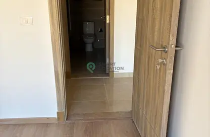 Apartment - 2 Bedrooms - 2 Bathrooms for sale in Moon Residences - Fifth Square - The 5th Settlement - New Cairo City - Cairo