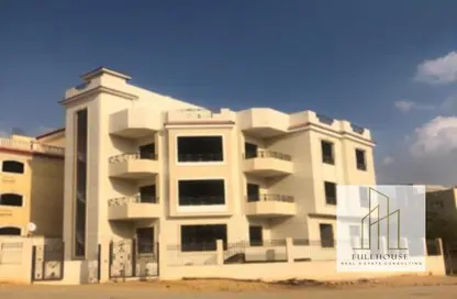 Villa for sale in West Somid - 6 October City - Giza
