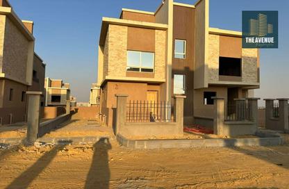 Villa - 5 Bedrooms - 5 Bathrooms for sale in Toya Residential Compound - Hood 2 St. - Green Belt - 6 October City - Giza