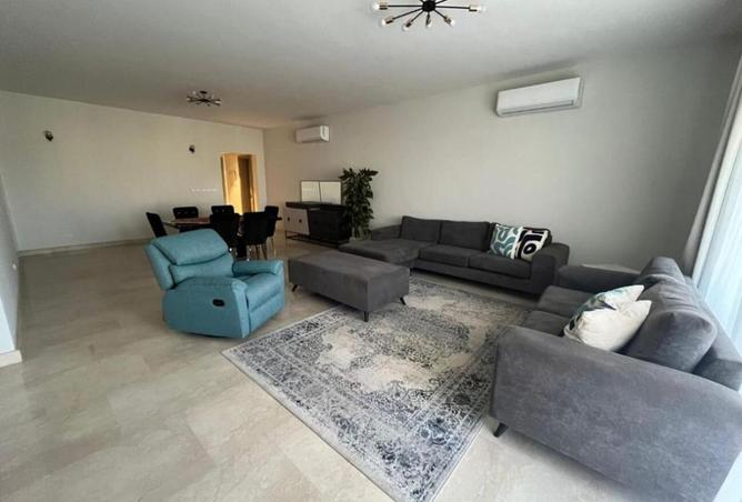 8275087 - Property Main Image