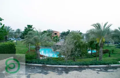 فيلا - 8 غرف نوم - 8 حمامات للايجار في سوان ليك قطامية - التجمع الاول - مدينة القاهرة الجديدة - القاهرة