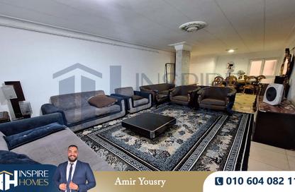 Apartment - 2 Bedrooms - 1 Bathroom for rent in Camp Chezar - Hay Wasat - Alexandria