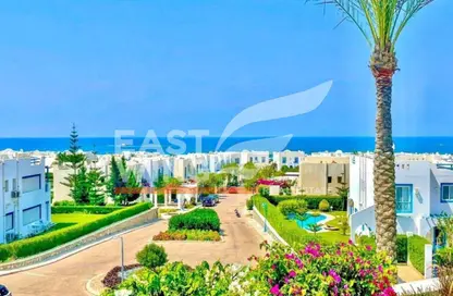 Chalet - 2 Bedrooms - 2 Bathrooms for sale in Mountain View - Ras Al Hekma - North Coast