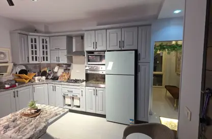 شقة - 2 غرف نوم - 2 حمامات للبيع في الحي الثاني - مدينة العبور - القليوبية