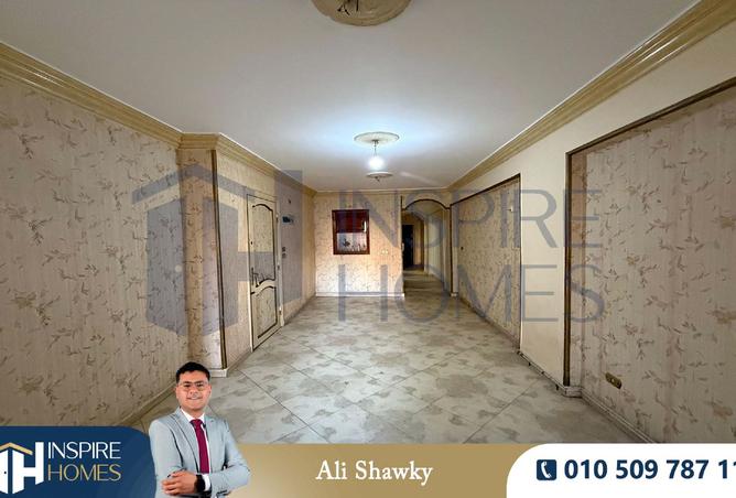 8023298 - Property Image 2