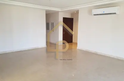 Apartment - 3 Bedrooms - 3 Bathrooms for sale in Village Views - Zed Towers - Sheikh Zayed Compounds - Sheikh Zayed City - Giza